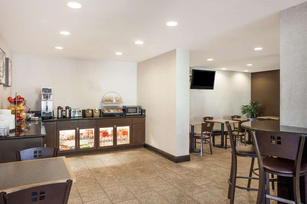 Lodge Of La Mesa (Adults Only) Restaurant photo